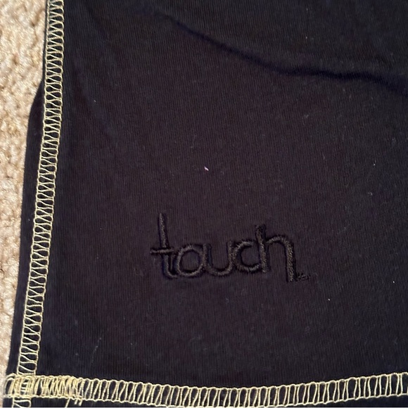 Touch By Alyssa Milano NHL Pittsburgh Penguins Black Tee w/ Gold Back Zipper EUC - Picture 7 of 10